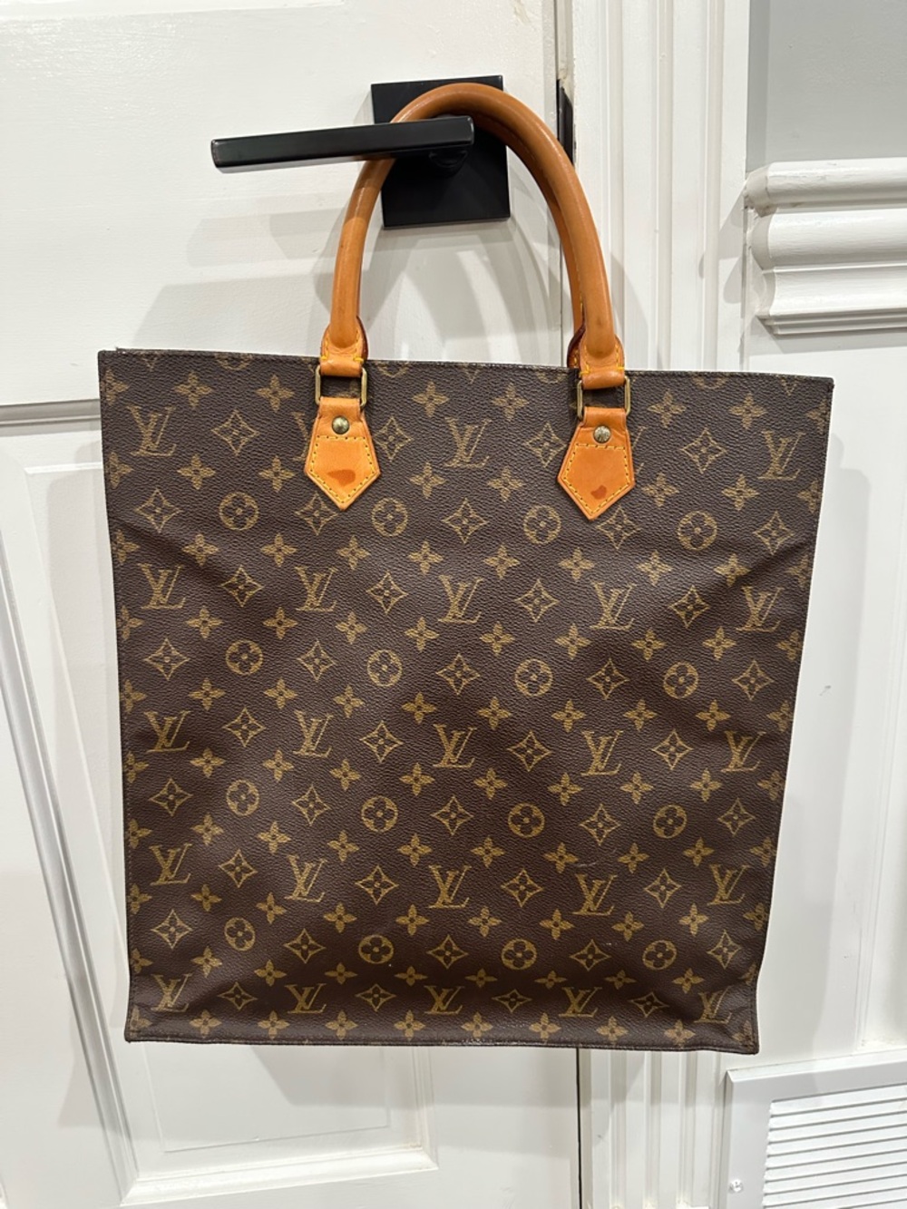 Louis Vuitton Monogram sac Plat Tote with Natural Vachetta Trim - Brown/Beige